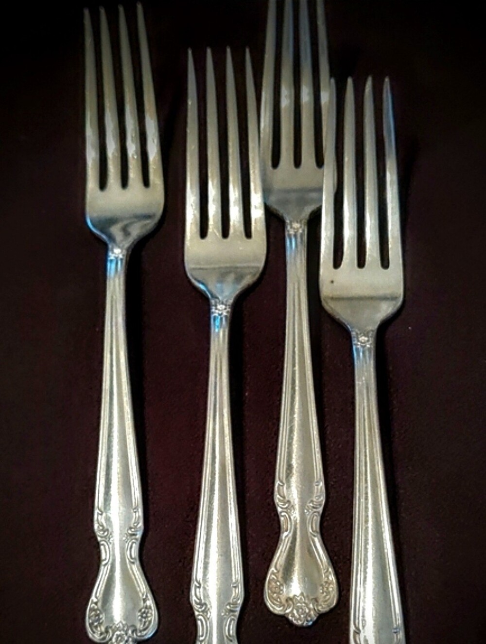 1952 Rogers & Bro Daybreak Elegant Lady Silverplate Dinner Forks, Set of 4
